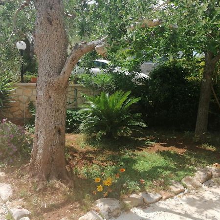 B & B La Mansarda โมโนโปลี ภายนอก รูปภาพ